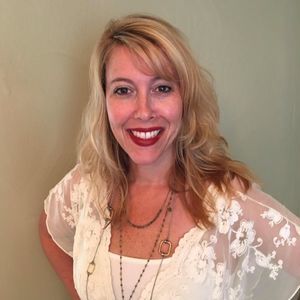 Meet your Posher, Leslie